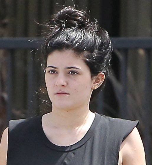 Kylie Jenner- No Makeup